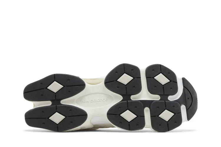 New Balance 9060 Sea Salt Moonbeam