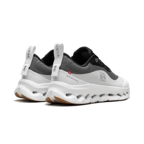 On Running Cloudtilt White | Black